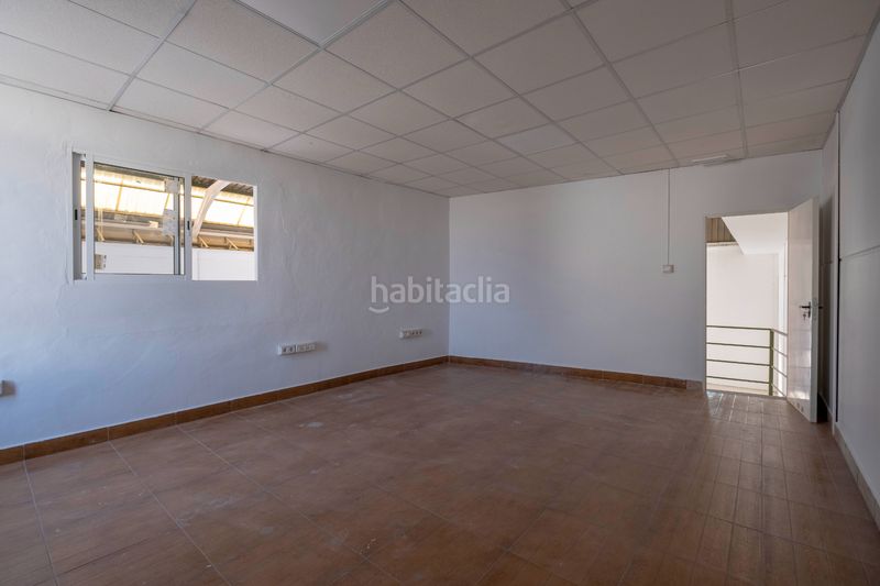 Foto febd094f-7103-4349-8726-538867b751a2. Industrial building in calle rio mundo 2 in Lorquí