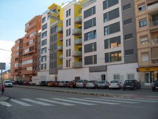 Local Comercial  Prolongación de angel bruna. Local zona mandarache  hispania.