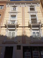 Apartament a Casco Antiguo. Piso seminuevo con ascensor de dos dormitorios y dos baños en el