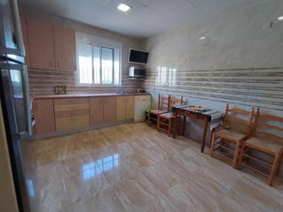 Location Maison à Perín. Bonita planta baja reformada en zona tranquila junto a la montañ