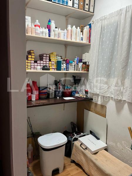 Foto ff5d0845-49ee-417b-b346-e60040598497. Pas-de-porte local commercial dans Congost Granollers