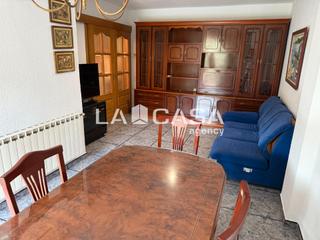 Reihenhaus in Can bassa. Con 60m² de jardín