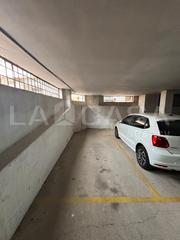 Parking coche en Font Verda. De fácil acceso y con buen espacio de maniobra