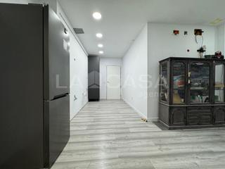Appartement à Lledoner. Local reformado como vivienda – ¡a estrenar y con múltiples posi