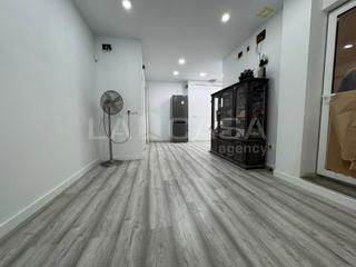 Appartement à Lledoner. Local reformado como vivienda – ¡a estrenar y con múltiples posi