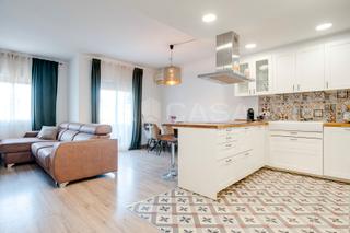 Appartement à Llinars del Vallès. Semireformado
