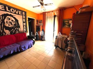 Piso  Carrer del virrei avilés. Piso recientemente reformado en vic – 2º real sin ascensor