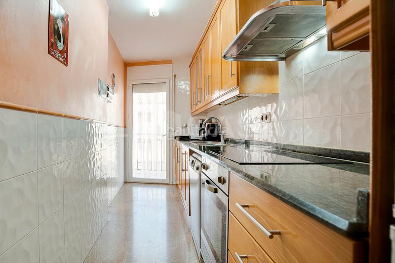 Foto 1680bdac-1f34-4683-9cd3-6d8d67ea9141. Duplex con riscaldamento parcheggio in Font Verda Granollers