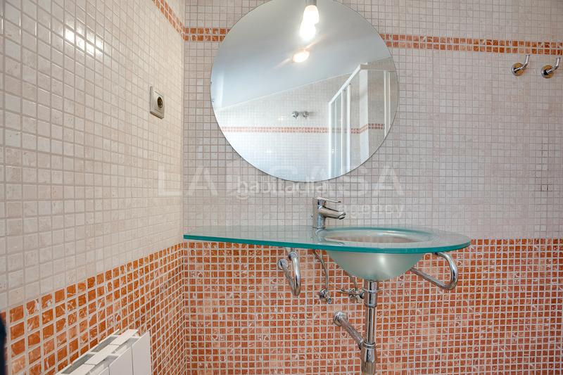 Foto 529a0193-661e-4abb-a742-92f3e062debb. Duplex con riscaldamento parcheggio in Font Verda Granollers
