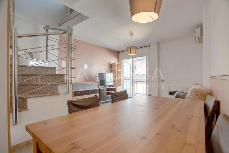 Foto dbc52dc8-6d63-4412-ae26-da8dd42c802e. Duplex con riscaldamento parcheggio in Font Verda Granollers