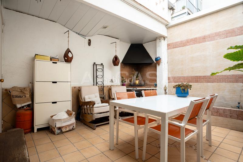 Foto 526ccf79-6910-4e35-832a-654bfc02186f. Casa aparellada amb calefacció a Lledoner Granollers