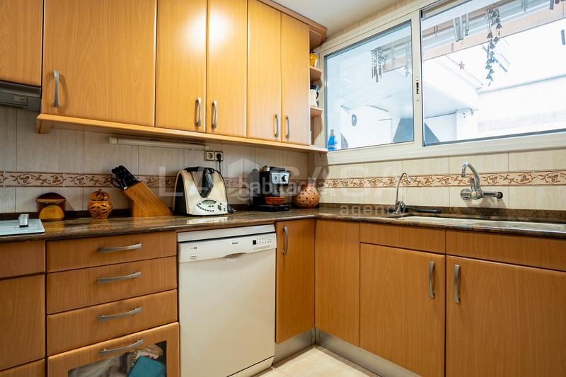 Foto a6ee53df-1fa0-4be5-a937-5648e7c6a14f. Casa aparellada amb calefacció a Lledoner Granollers