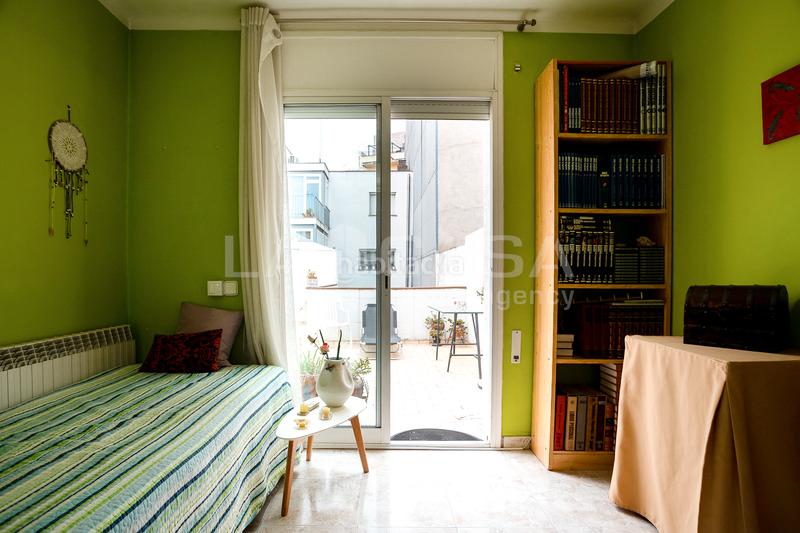 Foto bd4c7cbc-bd3b-4c4e-9516-bd712cb5d468. Casa aparellada amb calefacció a Lledoner Granollers