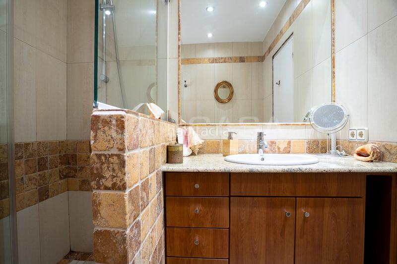 Foto fb5447f5-c7eb-400b-96b3-b819a58fc874. Casa aparellada amb calefacció a Lledoner Granollers