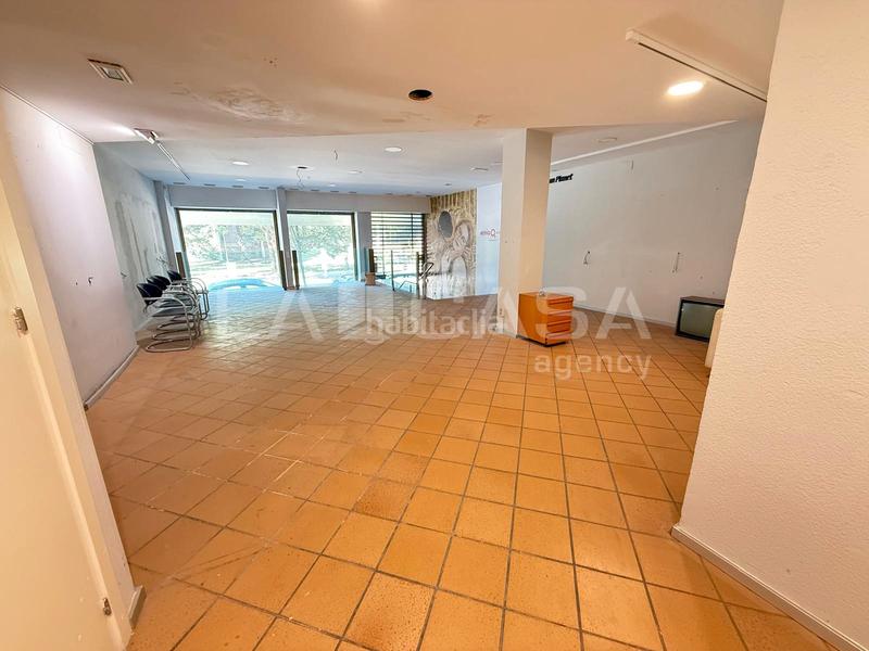 Foto 6b8fe600-b33e-4971-917c-112907a6a049. Geschäftsraum in Instituts Granollers