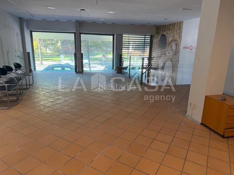 Foto 9e4c16e2-6b83-40b6-9e57-9d92a904c29c. Geschäftsraum in Instituts Granollers