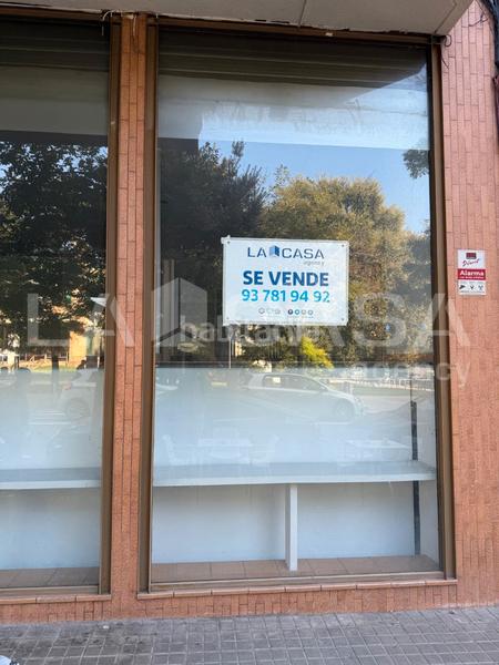 Foto eb106b56-e033-4d8d-8940-c560a62def6a. Local comercial a Instituts Granollers