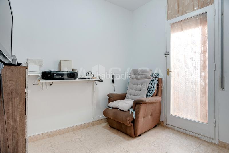 Foto bb3693f1-d92d-4bfd-8090-ba6b44e19019. Casa adossada amb aparcament a Lliçà d´Amunt