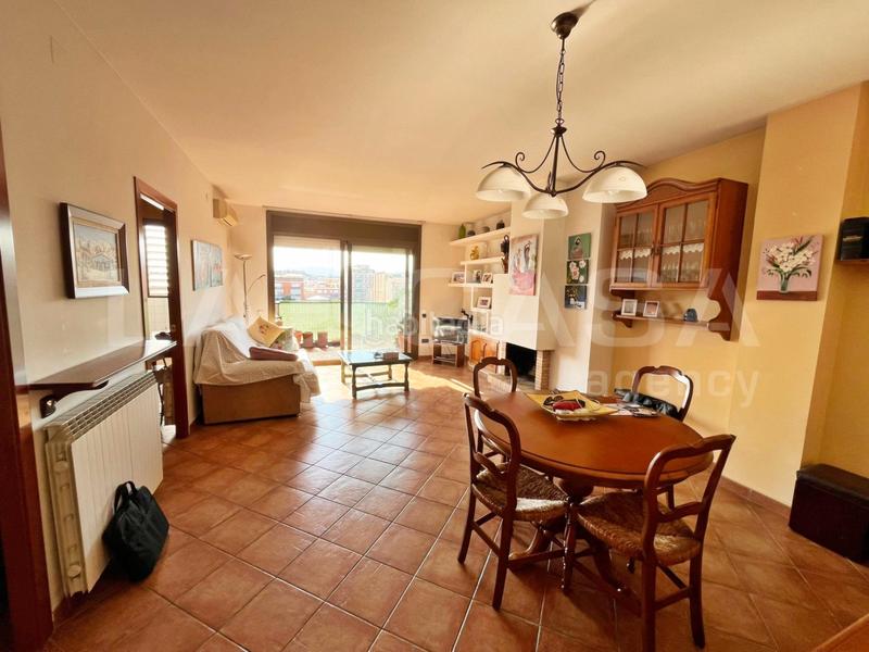 Foto 02b088e7-b6b8-43a5-b368-5b5762b14688. Appartamento con camino riscaldamento in Franqueses del Vallès (Les)