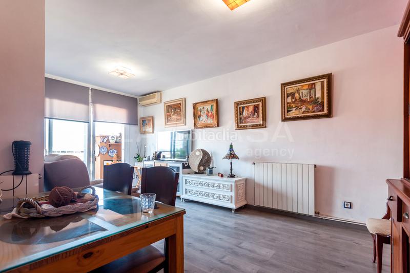 Foto 84a5fbdf-96dd-476e-a634-216c4301199a. Appartamento con riscaldamento parcheggio in Lledoner Granollers