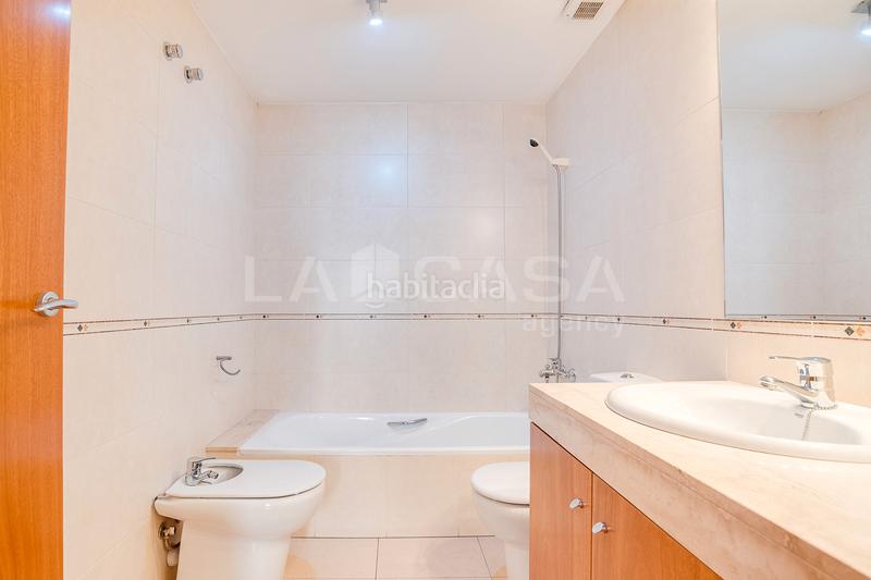 Foto bc8b058f-0788-4a3a-b84a-990cf3162bbb. Appartamento con riscaldamento parcheggio in Lledoner Granollers