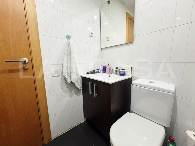 Foto 5a02a71b-6d6e-4ddb-bcc9-6758c7d7ea46. Etagenwohnung in Hostal Granollers