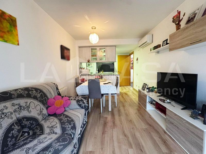 Foto 8c8db9ec-1d90-48b5-9a9a-87160fb5fb8a. Etagenwohnung in Hostal Granollers