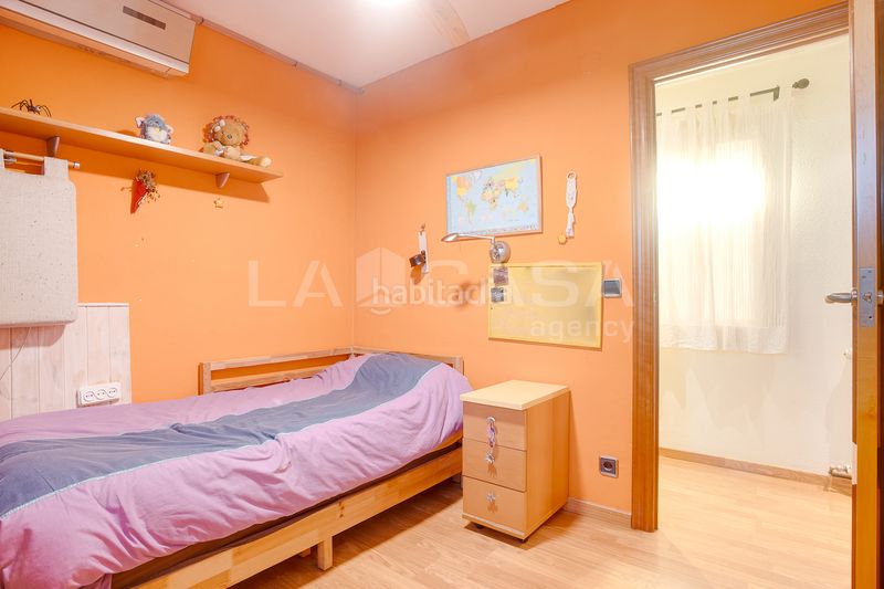 Foto ea55c04c-777b-4096-8616-917527f29255. Àtic amb calefacció a Congost Granollers