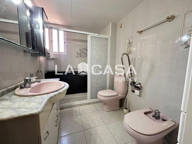 Foto a2ab8b5c-9ee2-4dde-b192-ed6bcba8742b. Pis a Canovelles