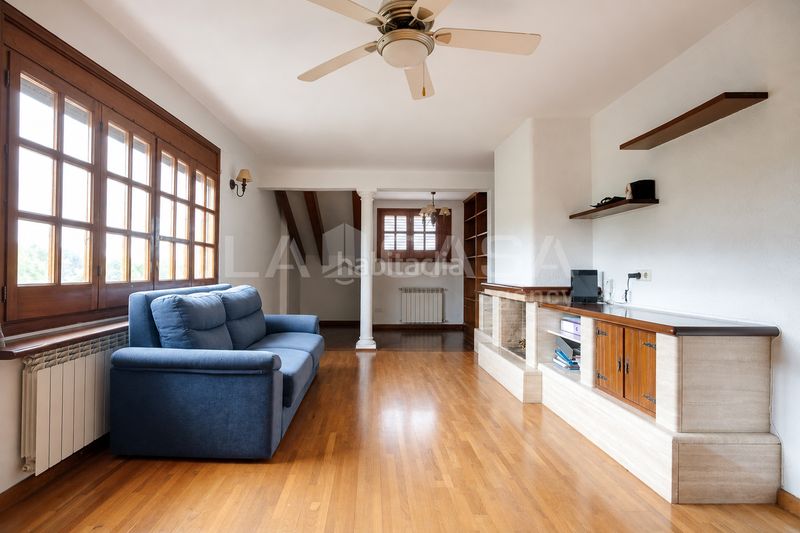 Foto 10ede8d5-d00c-4852-b41e-5de381c427ef. Casa amb calefacció aparcament a Lliçà d´Amunt