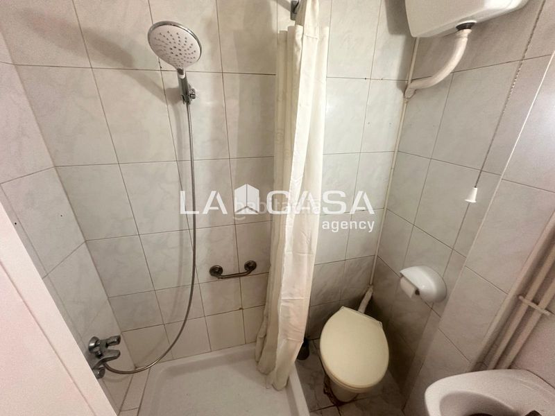Foto 835ec645-f2fd-4915-a235-d6bfc43479a0. Planta baixa a Canovelles