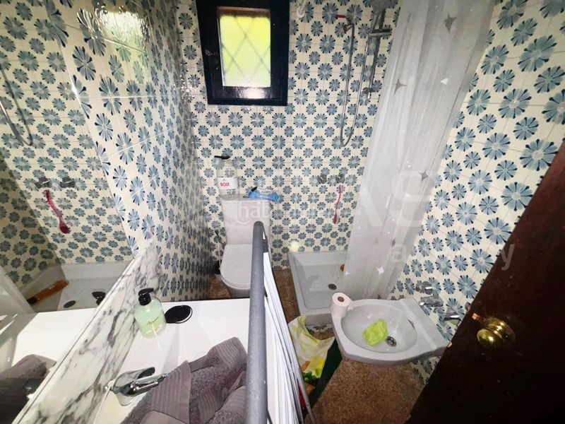 Foto 138761fc-ce89-430a-a429-c11414d456c0. Casa amb xemeneia a Montornès del Vallès