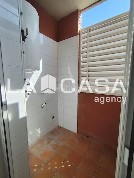 Foto 200be172-c730-4400-8bc4-e9e1822a7e24. Pis a Canovelles