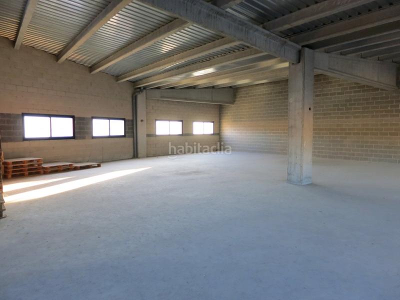 Foto 913feb43-de9a-4f73-8f90-9a2786290ce5. Alquiler nave industrial nave con planta diafana 310m2 cerca estacion tren y rec en Igualada