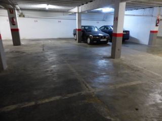 Parking coche en Poble Sec. Atencion inversores seis plazas de parquing por tan solo ¡¡¡ 30.
