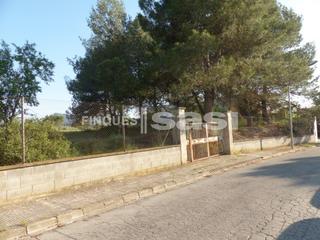 Terreny residencial a Sesoliveres-Pla de la Massa. Parcela en sesoliveres de 800 m2, plana, en la mejor zona por 15