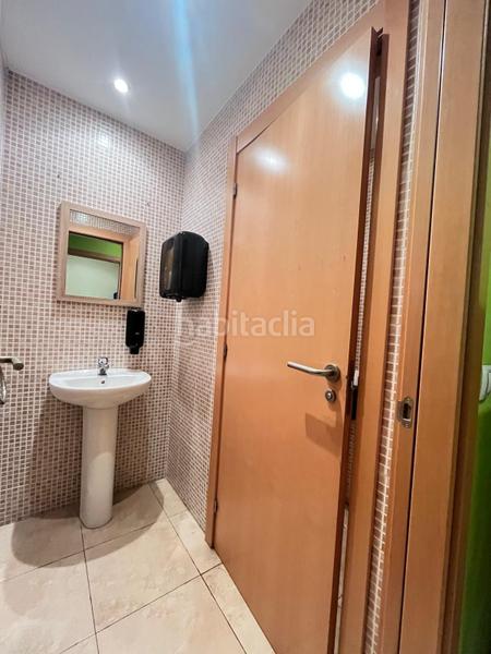 Foto 19772d17-97cd-4825-ac34-fc7792b86e0b. Traspàs local comercial a Poble Sec Igualada