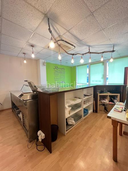 Foto 4f01c5e0-b6d2-435d-8e29-b23d31fc1bd0. Traspàs local comercial a Poble Sec Igualada