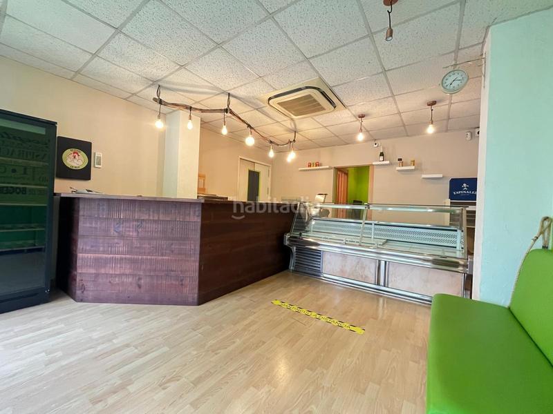 Foto c08191b1-2abb-498d-ad4d-558a4c4771f8. Traspaso local comercial traspaso de local restaurante en calle peatonal en Igualada