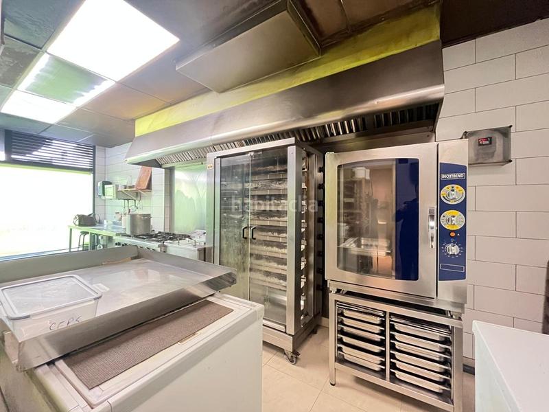 Foto fa6df5e8-f9cb-4ca4-ba6e-d322dcb32ea9. Traspaso local comercial traspaso de local restaurante en calle peatonal en Igualada