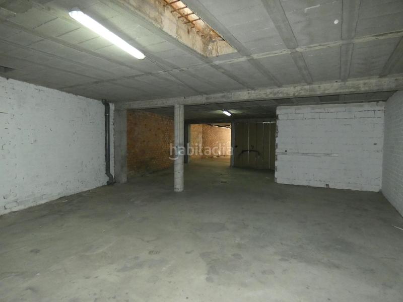 Foto 7f90177e-467d-46bf-a727-c51b661a0eb0. Alquiler local comercial  zona set camins en Igualada