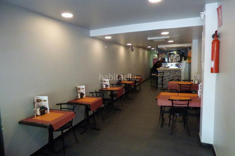 Foto dfd23032-a96f-466b-84f6-9d95981288b4. Local comercial traspaso de local con negocio en Poble Sec Igualada