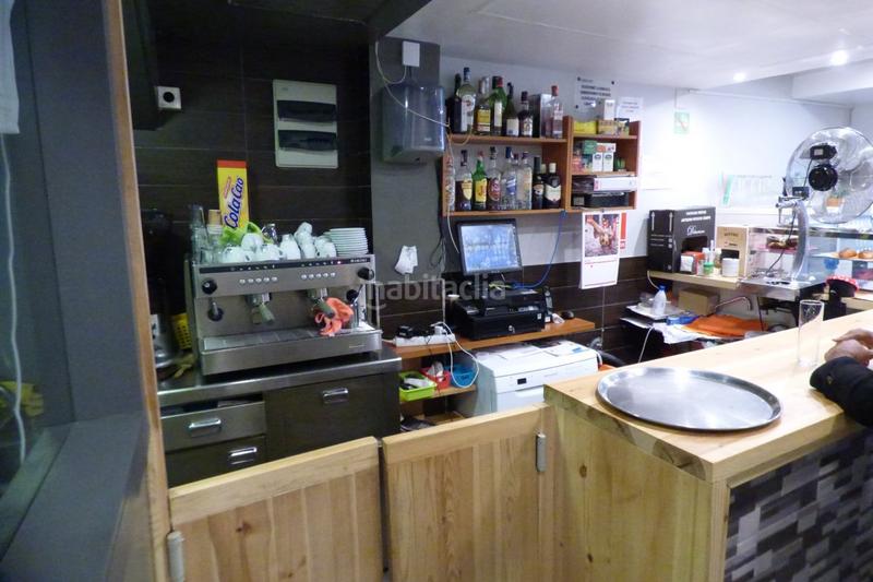 Foto f7199356-17f9-413e-97b4-137c1f626966. Local comercial traspaso de local con negocio en Poble Sec Igualada