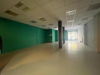 Geschäftsraum in Llevant. Local en igualada con 350 m2 por 150.000 euros.