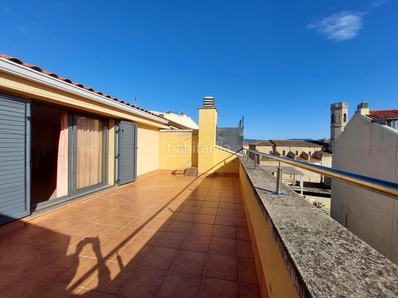 Foto 5a59bb53-0d40-4024-afbe-98e2ac9a873e. Dúplex espectacular duplex para reestrenar, impecable, amueblado en zona mercat en Vilanova del Camí