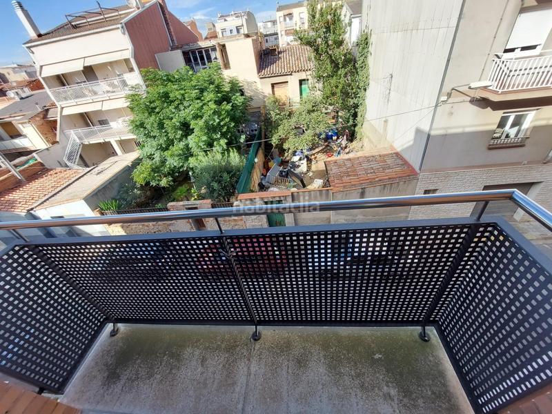 Foto 735c75c7-754a-45b0-821a-2e60f7a668a8. Dúplex espectacular duplex para reestrenar, impecable, amueblado en zona mercat en Vilanova del Camí