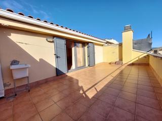 Dplex a Vilanova del Cam. Espectacular duplex para reestrenar, impecable, amueblado en zon