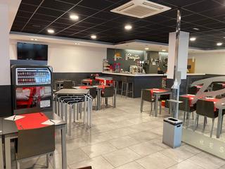 Transfer Business premise in Les Comes. En traspaso restaurante mitico en pleno funcionamento en  iguala