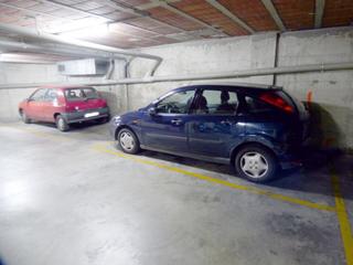 Rent Car parking in Poble Sec. Parquing en alquiler zona poble sec