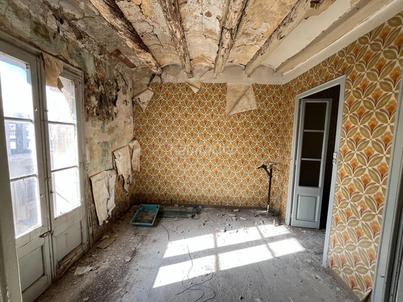 Foto 5e63def1-9b91-4070-a0c9-c3d2f3199080. Edificio in Centre Igualada